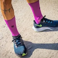 KAMUABU Calcetines BASIC Cardinale - Calcetines de Running con Compresión -Running comercio calcetines basic cardinale de running 4