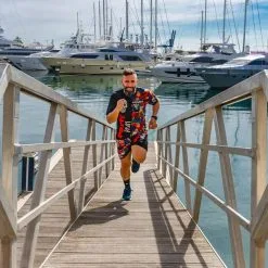 CAMISETA DE RUNNING #PARTYRUN PARA HOMBRE - KAMUABU NEGRA 90grs | Ligera y Cómoda -Running comercio camiseta de running partyrun para hombre kamuabu color negra 90grs 3