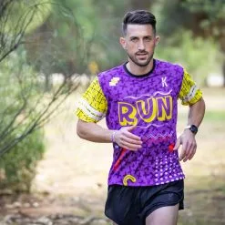 Camiseta de Running #XXO RUN para Hombre - KAMUABU Color Morada 90grs -Running comercio camiseta de running xxo run para hombre kamuabu color morada 90grs 3