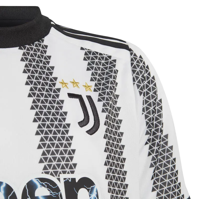 ADIDAS Camiseta Primera Equipación Juventus Turín Niño 2022 - Equipaciones Oficiales de Fútbol 5 ADIDAS Camiseta Primera Equipación Juventus Turín Niño 2022 - Equipaciones Oficiales de Fútbol - Imagen 3