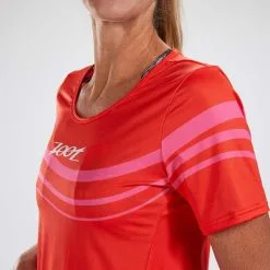 Camiseta Running Manga Corta Transpirable Mujer ZOOT LTD TEE Rojo - Ligera y Cómoda -Running comercio camiseta running manga corta transpirable mujer zoot ltd tee rojo 3