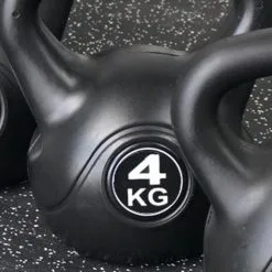 IVOL Kettlebell 4 Kg - Plástico Resistente para Entrenamiento en Interior y Exterior - Negro 10 IVOL Kettlebell 4 Kg - Plástico Resistente para Entrenamiento en Interior y Exterior - Negro -Running comercio kettlebell 4 kg plastico para uso interior y exterior negro 3
