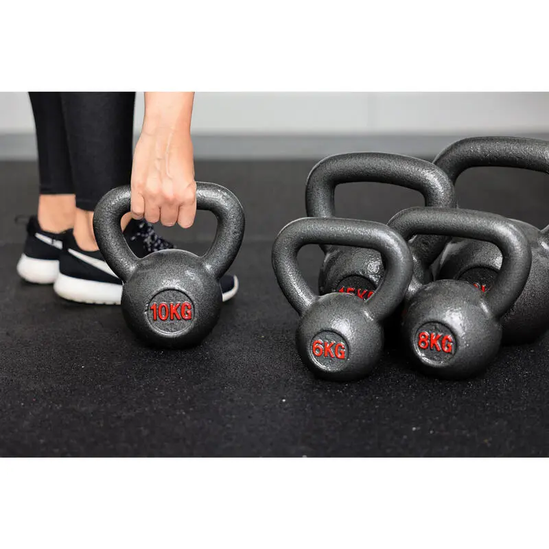 IVOL Kettlebell de Hierro Fundido 10 Kg - Ideal para Fitness y Entrenamiento de Fuerza 5 IVOL Kettlebell de Hierro Fundido 10 Kg - Ideal para Fitness y Entrenamiento de Fuerza - Imagen 3