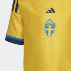 ADIDAS Miniconjunto Primera Equipación Suecia 22 - Ropa y Equipamiento de Fútbol -Running comercio miniconjunto primera equipacion suecia 22 4