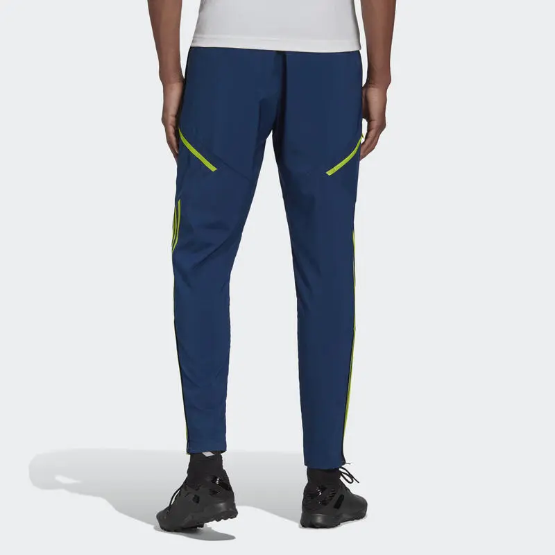 ADIDAS Pantalón Presentación Juventus Condivo 22 - Fútbol/Ropa y Equipamiento 6 ADIDAS Pantalón Presentación Juventus Condivo 22 - Fútbol/Ropa y Equipamiento - Imagen 4