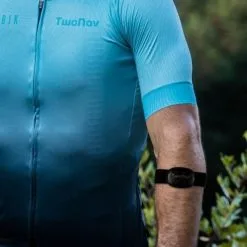 Sensor de Frecuencia Cardiaca para Brazo TWONAV - Precisión y Comodidad para Corredores 9 Sensor de Frecuencia Cardiaca para Brazo TWONAV - Precisión y Comodidad para Corredores -Running comercio sensor de frecuencia cardiaca brazo twonav 3