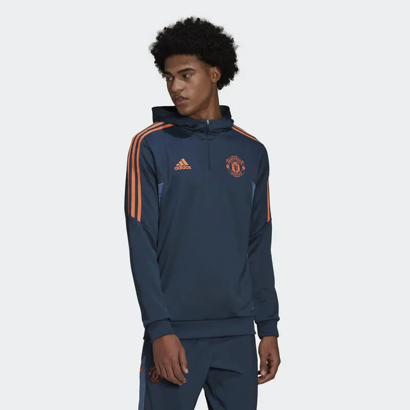 ADIDAS Sudadera Con Capucha Manchester United Condivo 22 - Ropa de Fútbol Oficial 3 ADIDAS Sudadera Con Capucha Manchester United Condivo 22 - Ropa de Fútbol Oficial