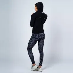 Sudadera Hoodie Running Mujer - Poliéster Reciclado - TRR Negra | THE RUNNING REPUBLIC -Running comercio sudadera hoodie running de poliester reciclado para mujer trr negra 3