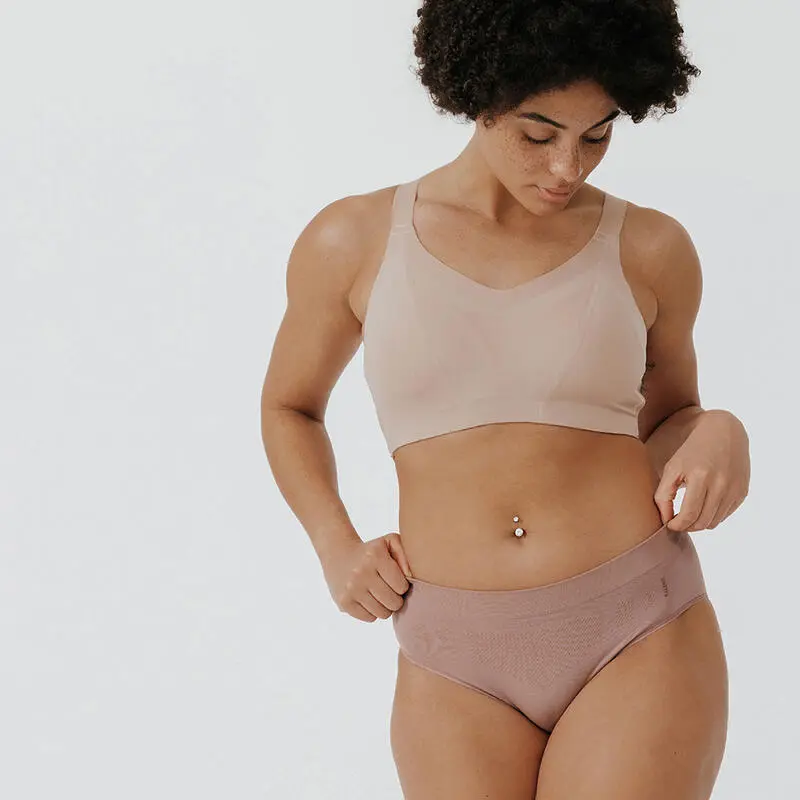 Kalenji Sujetador-Top Deportivo Nude Confort Sujeción Alta - Ropa Mujer Running 6 Kalenji Sujetador-Top Deportivo Nude Confort Sujeción Alta - Ropa Mujer Running - Imagen 4