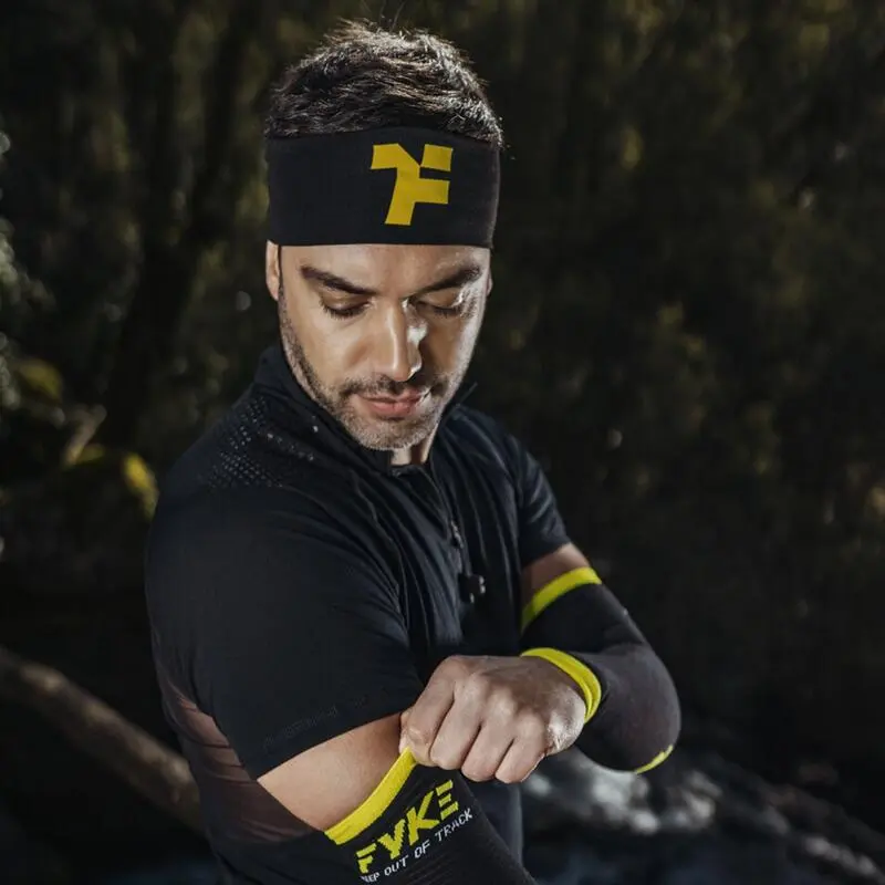 Vincha Para La Cabeza Fyke Negra - Accesorio Esencial para Running 4 Vincha Para La Cabeza Fyke Negra - Accesorio Esencial para Running - Imagen 2