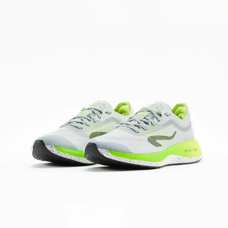 Zapatillas Running Hombre KIPRUN KD500 2 Gris Amarillo - Ligereza y Amortiguación 4 Zapatillas Running Hombre KIPRUN KD500 2 Gris Amarillo - Ligereza y Amortiguación - Imagen 2