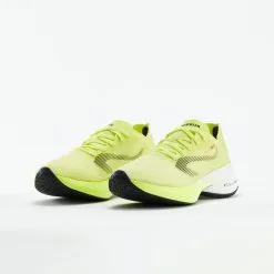 Zapatillas Running Hombre KIPRUN KD900 Amarillo - Ligereza y Amortiguación para Carreras 9 Zapatillas Running Hombre KIPRUN KD900 Amarillo - Ligereza y Amortiguación para Carreras -Running comercio zapatillas running hombre kiprun kd900 amarillo 1